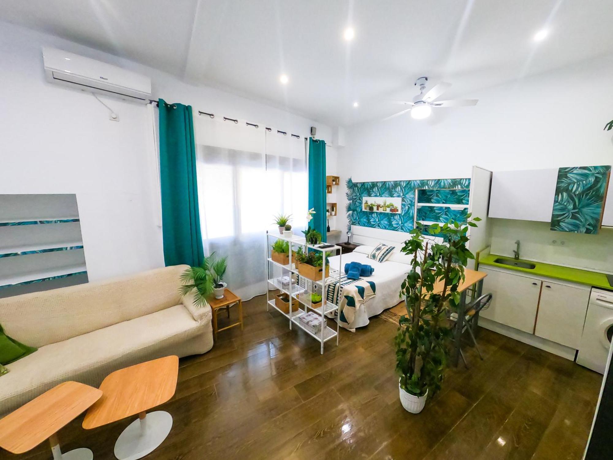 Alojamientos Puerta Palma Estudio Badajoz Bagian luar foto