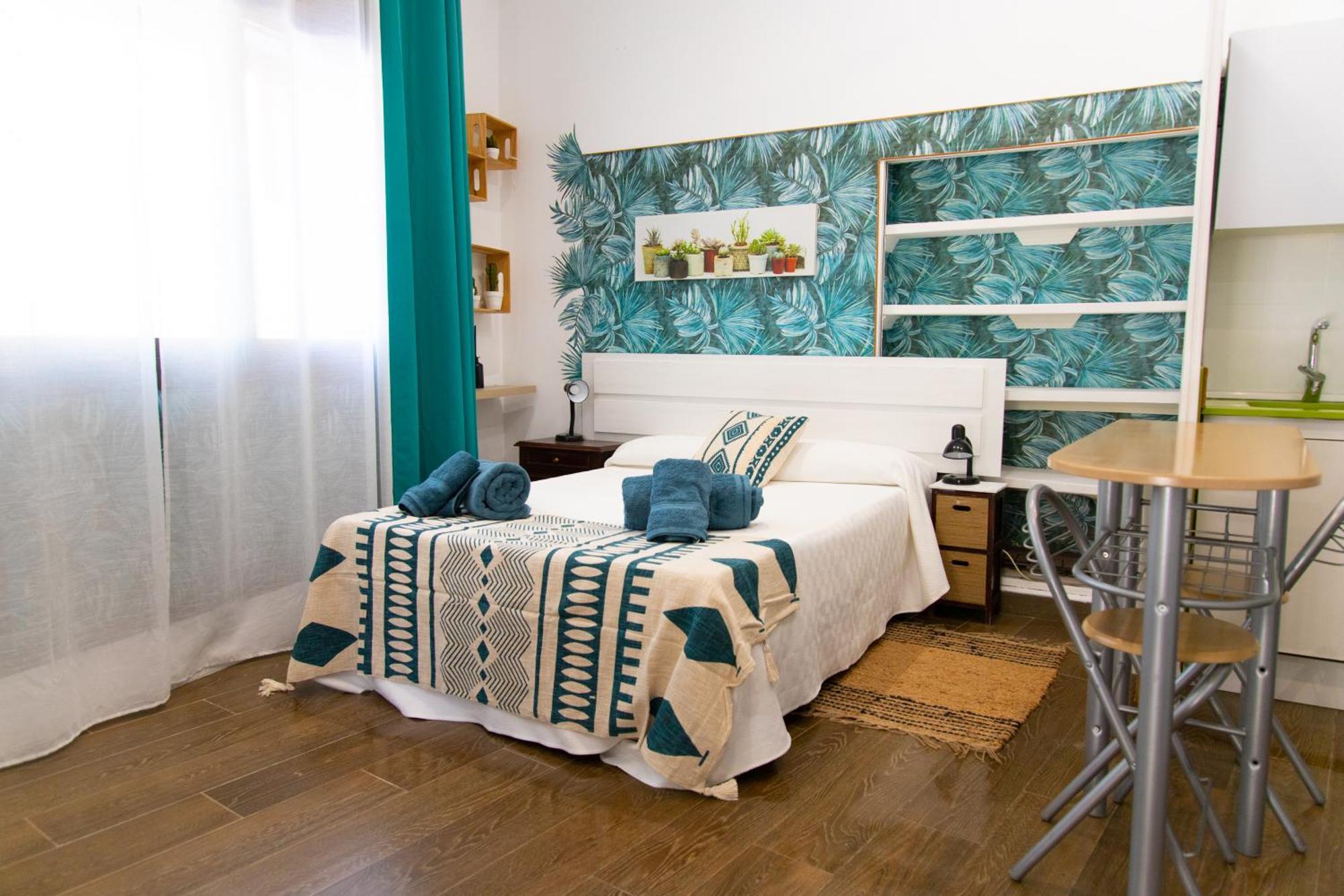 Alojamientos Puerta Palma Estudio Badajoz Bagian luar foto